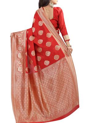 zari floral motif banarasi saree with blouse - 15766896 - Standard Image - 2