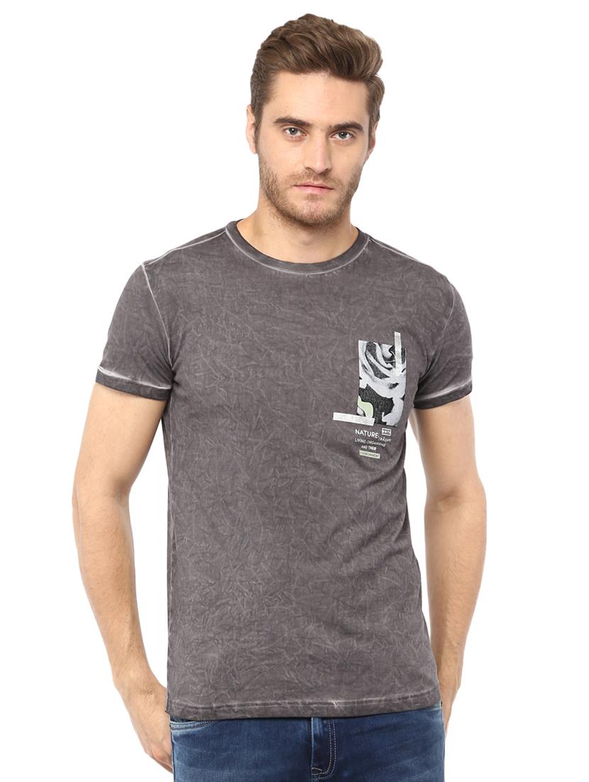grey chest print t-shirt - 15772795 - Zoom Image - 1
