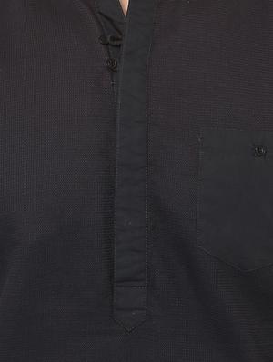black solid short kurta - 15772860 - Standard Image - 4