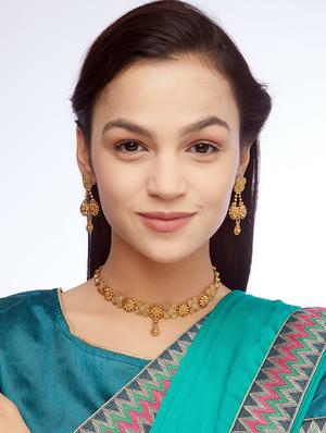 gold metal other necklace - 15773203 - Standard Image - 5