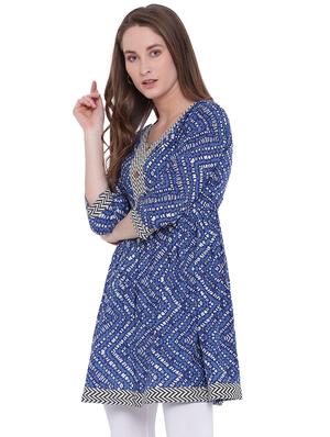 chevron flared kurti - 15774879 - Standard Image - 2