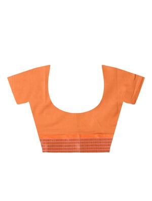 contrast bordered self design saree with blouse - 15775372 - Standard Image - 4