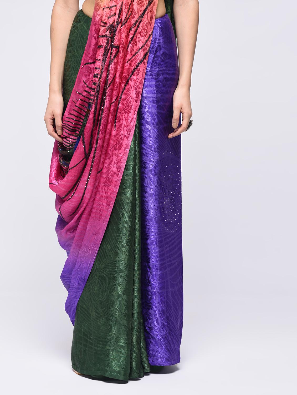feather motif embellished saree with blouse - 15775394 - Zoom Image - 3