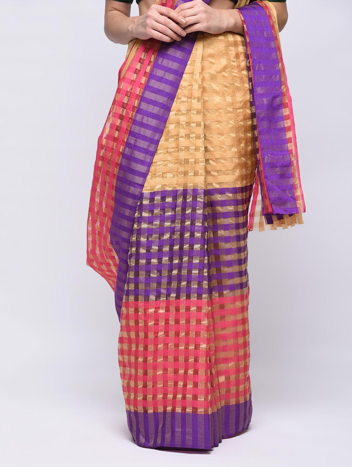 self design checkered saree with blouse - 15775411 - Zoom Image - 3