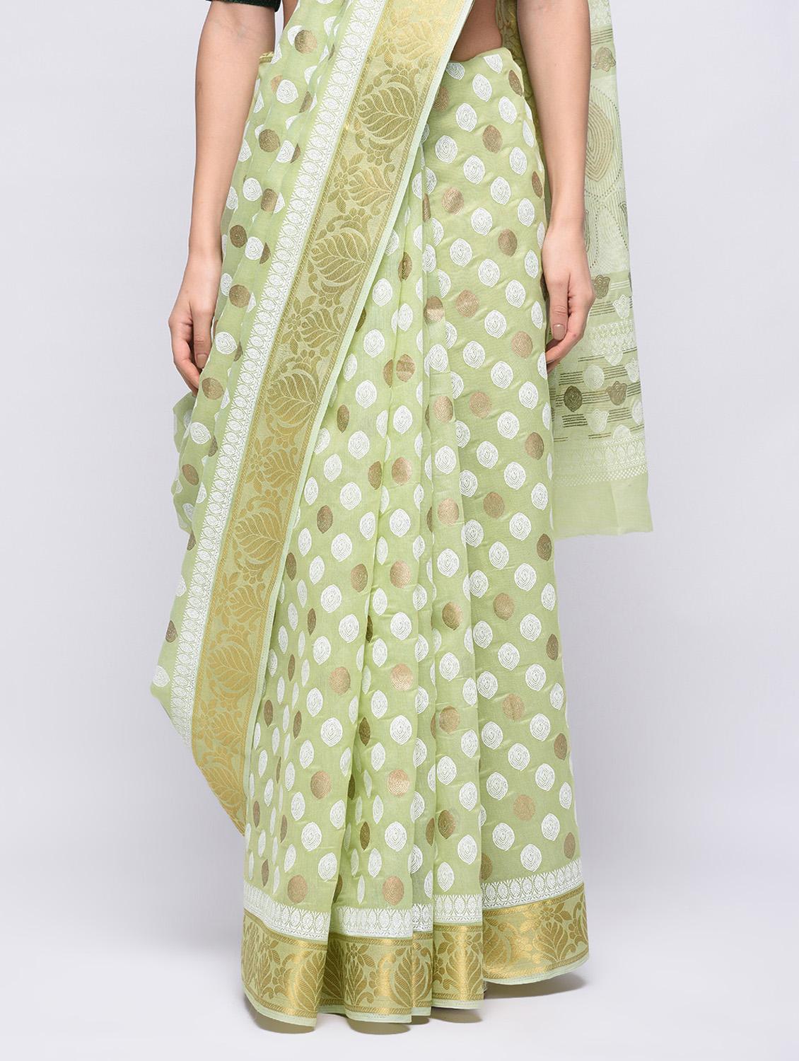 ethnic motif printed saree with blouse - 15775422 - Zoom Image - 3