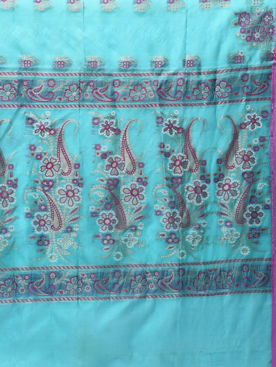 ethnic motif embroidered saree with blouse - 15775431 - Zoom Image - 5