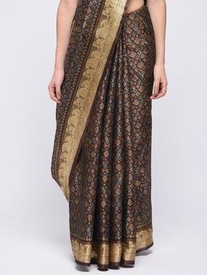 self design border printed saree with blouse - 15775439 - Standard Image - 3