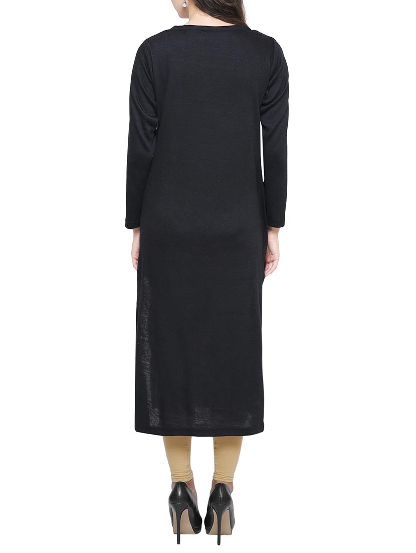 patch work woolen kurta with tassels - 15791884 - Zoom Image - 3