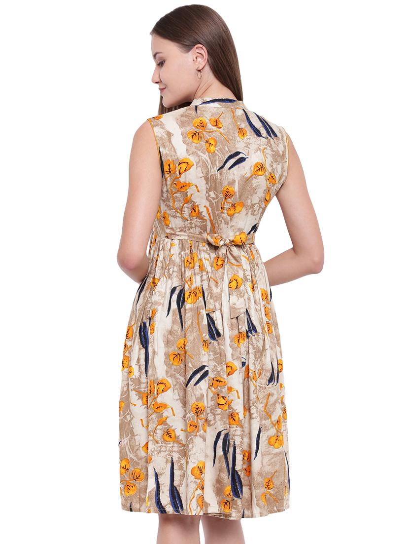button detail tie-back flared dress - 15797915 - Zoom Image - 3