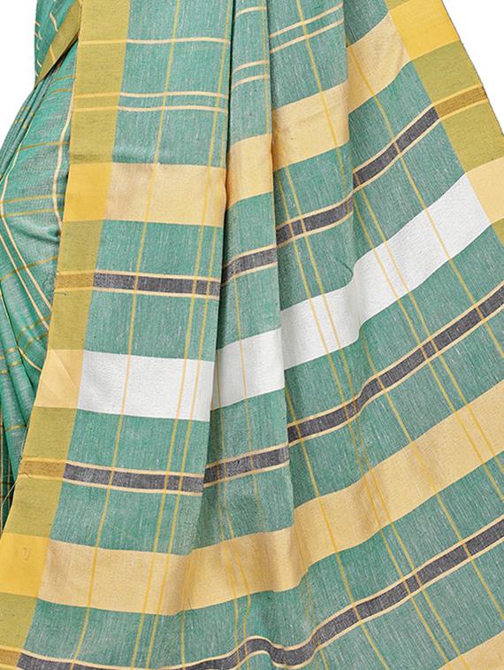 checkered linen handloom saree with blouse - 15798613 - Zoom Image - 4