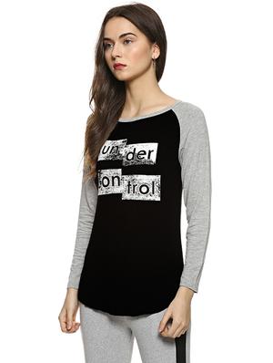 raglan sleeved graphic print tee - 15798772 - Standard Image - 2