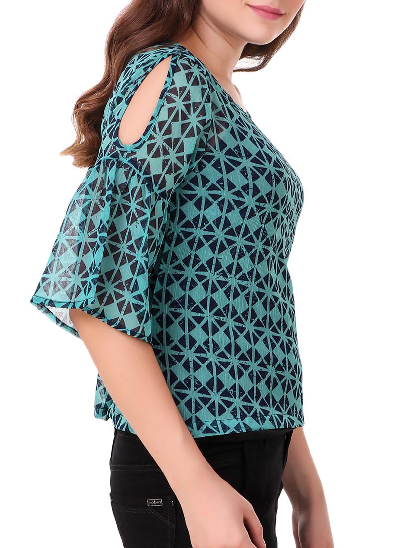 cutout detail geometric top - 15798806 - Zoom Image - 2