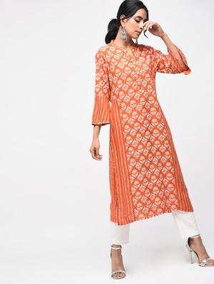block printed bell sleeves straight kurta - 15799438 - Standard Image - 2