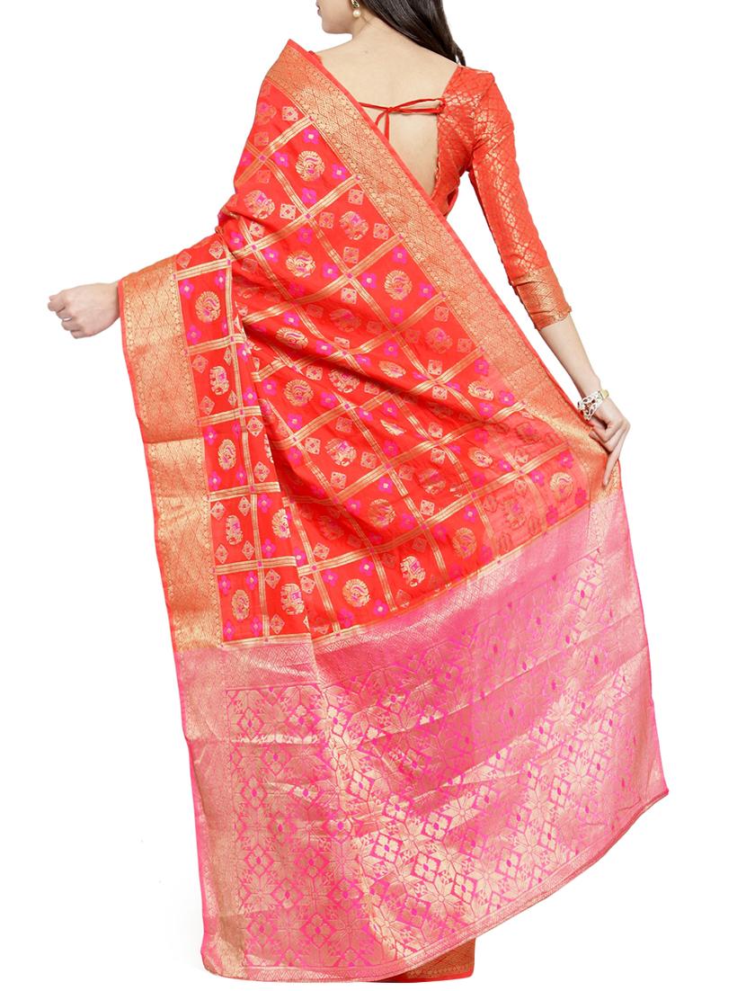 zari woven patola saree with blouse - 15799506 - Zoom Image - 2