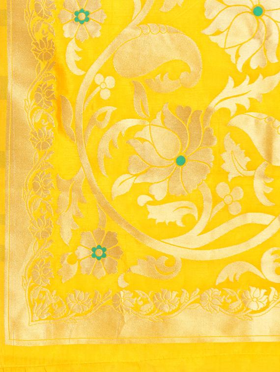 zari weave banarsi saree with blouse - 15799508 - Zoom Image - 4