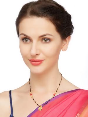 gold metal pendant - 15799542 - Standard Image - 3