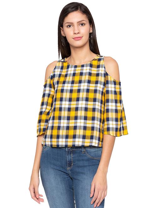 cold shoulder checkered boxy top - 15800010 - Standard Image - 1