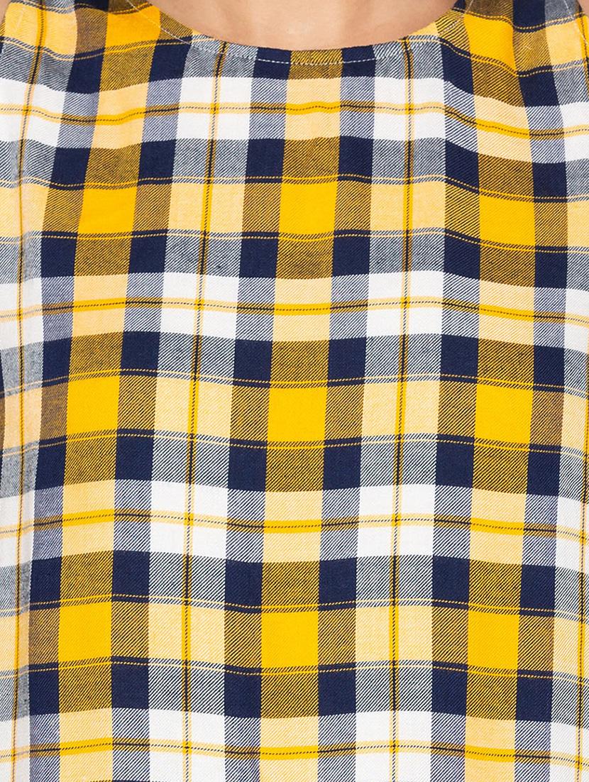 cold shoulder checkered boxy top - 15800010 - Zoom Image - 5