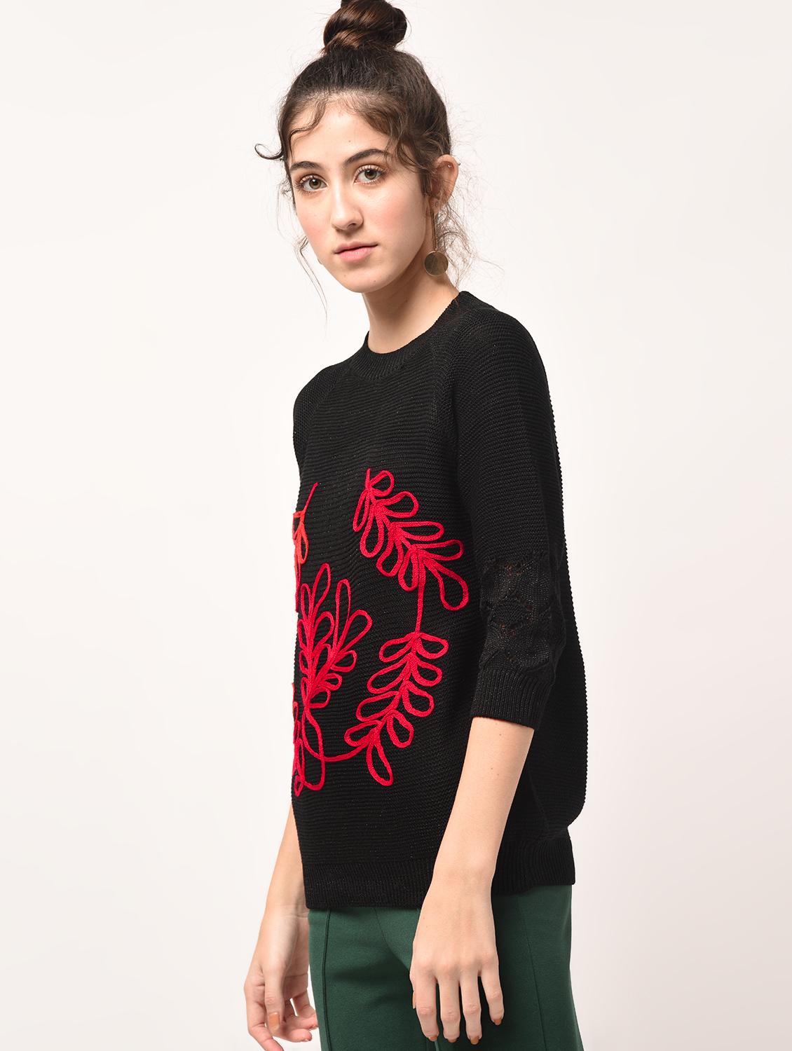 raglan sleeved embroidered pullover - 15800276 - Zoom Image - 1