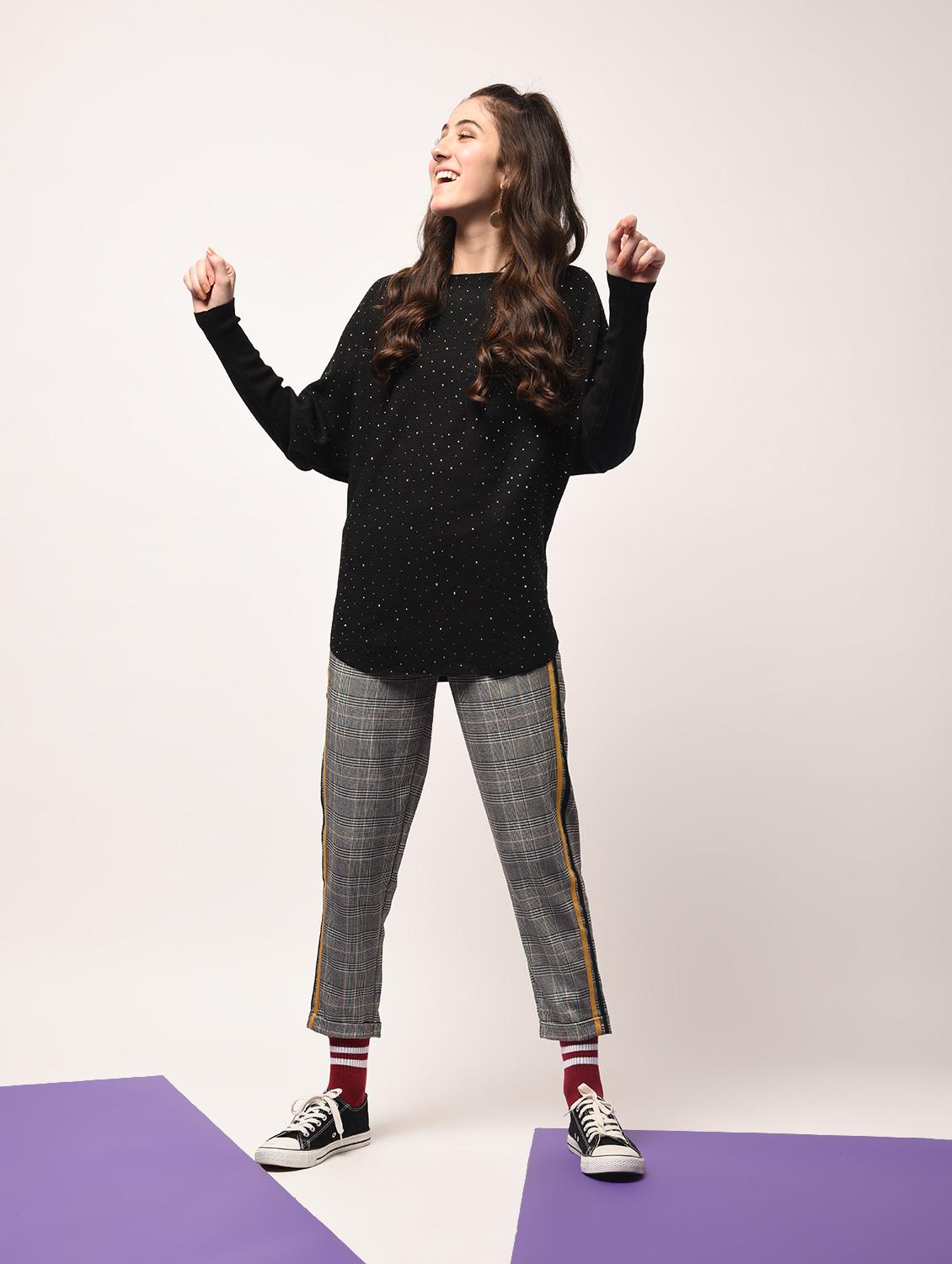 curved hem embellished top - 15801672 - Zoom Image - 3