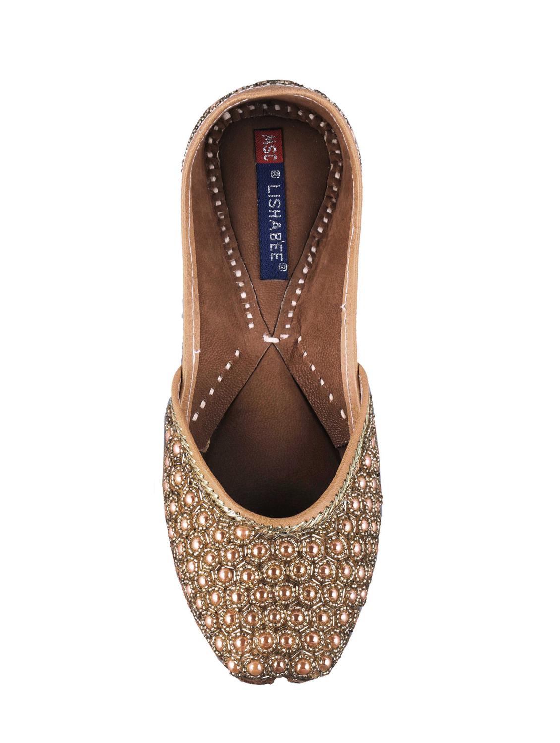 brown slip on jutis - 15802302 - Zoom Image - 4