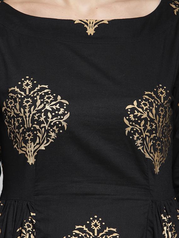gather detail maxi dress - 15802829 - Zoom Image - 4