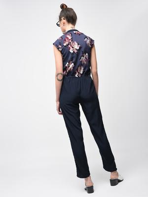 button detail floral jumpsuit - 15803783 - Standard Image - 4