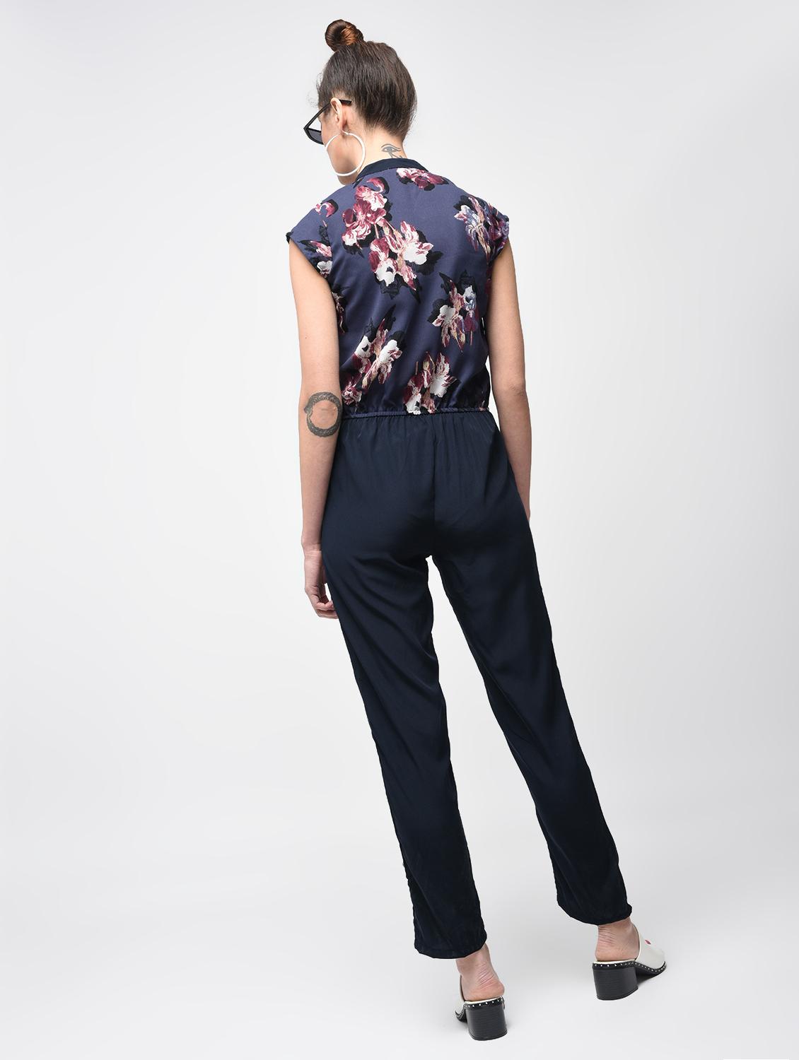 button detail floral jumpsuit - 15803783 - Zoom Image - 4