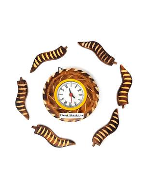 wooden antique rising sun analog wall clock - 15804359 - Standard Image - 4
