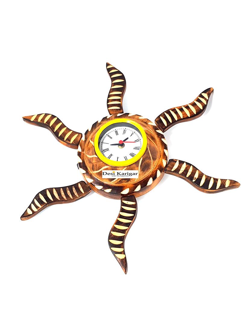 wooden antique rising sun analog wall clock - 15804359 - Zoom Image - 3