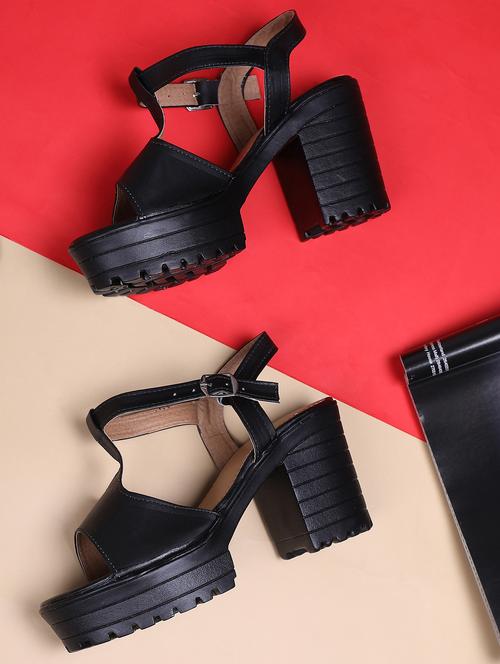 black back strap sandals - 15805025 - Very Small Image - 1