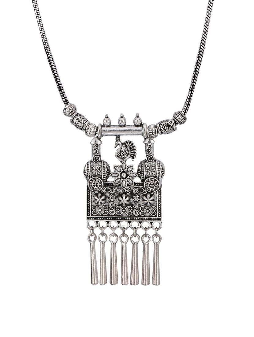 silver metal chain necklace - 15810316 - Zoom Image - 1