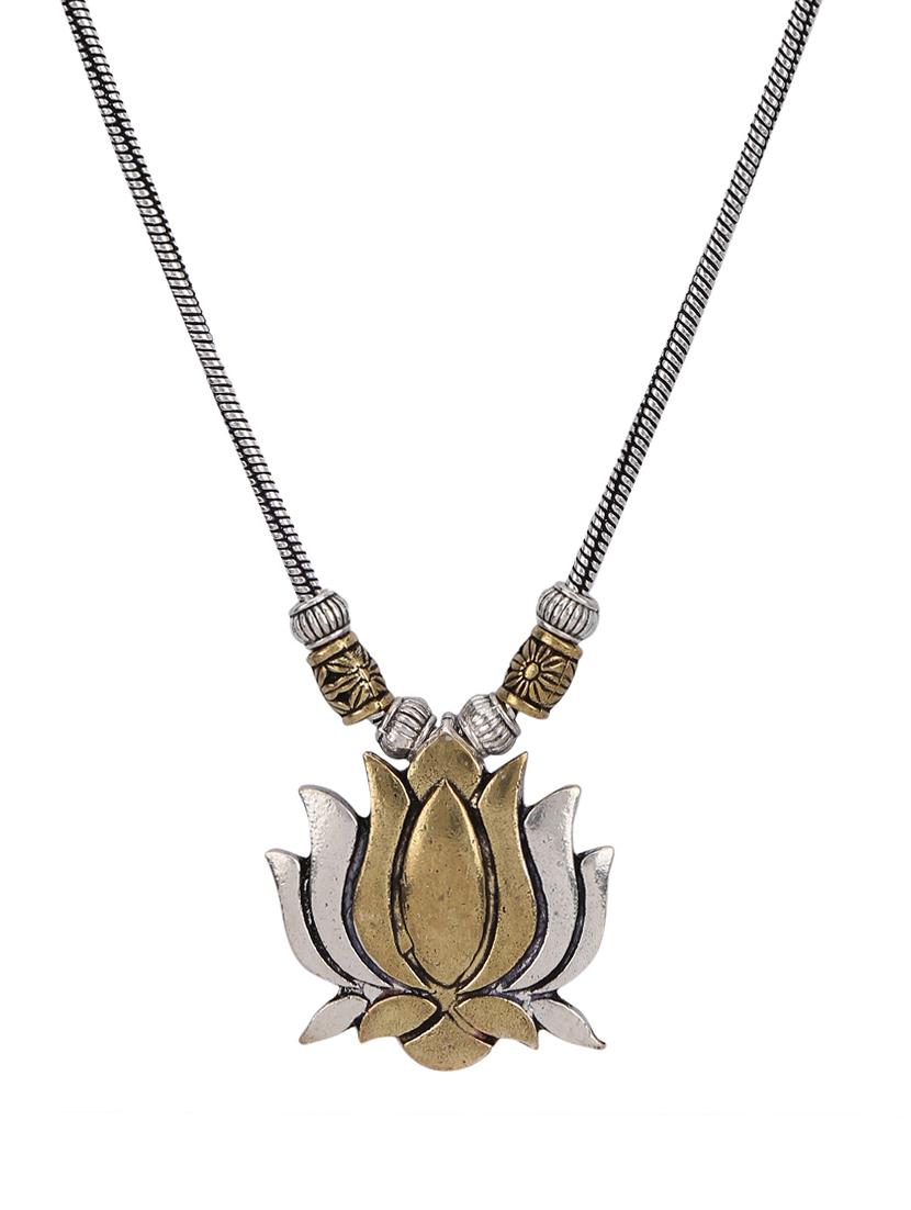 silver metal chain necklace - 15810330 - Zoom Image - 1