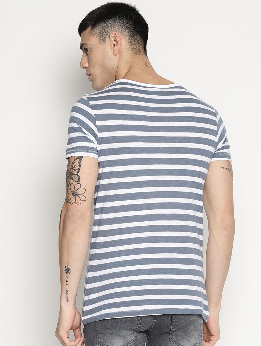 blue striped pocket t-shirt - 15817599 - Zoom Image - 3