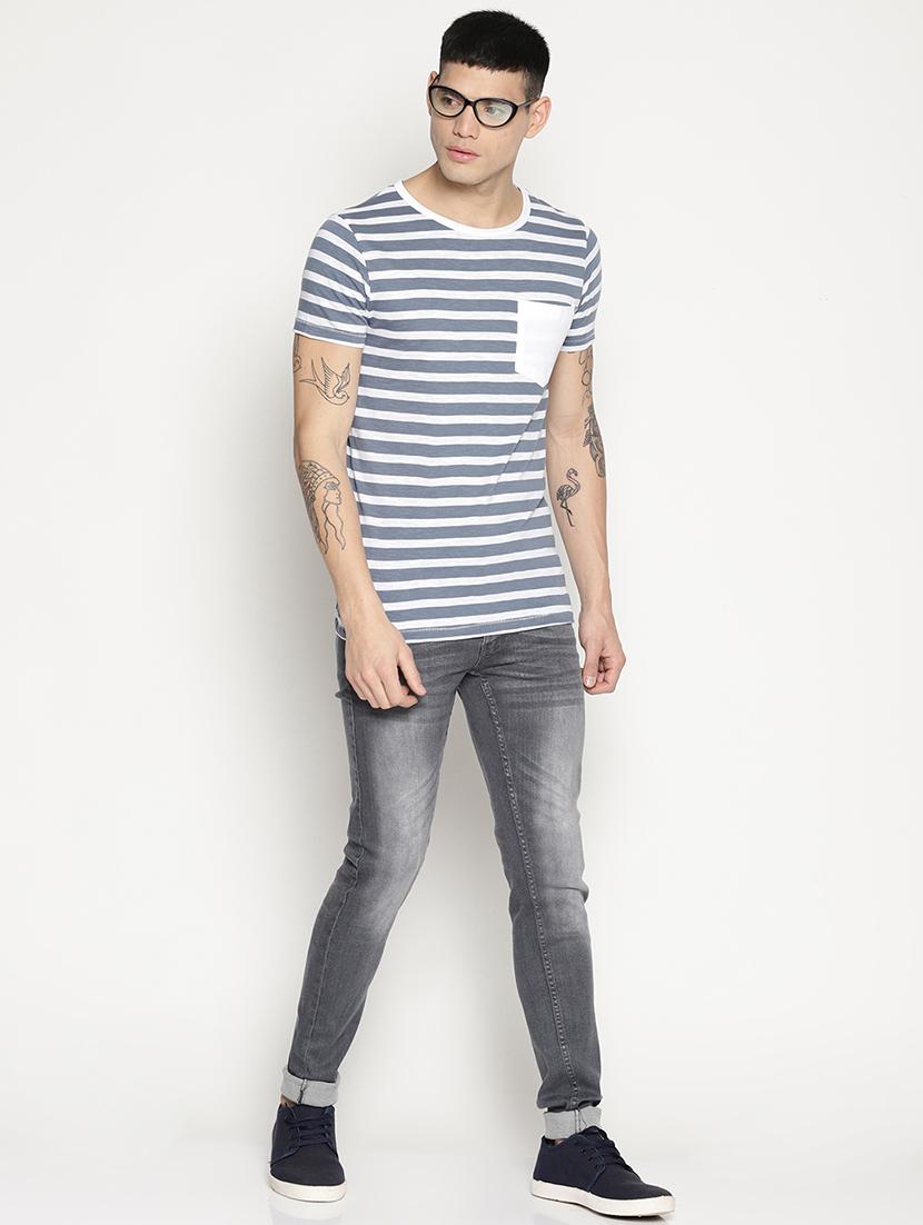 blue striped pocket t-shirt - 15817599 - Zoom Image - 4