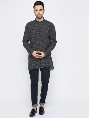 black checkered asymmetric kurta - 15817745 - Standard Image - 4