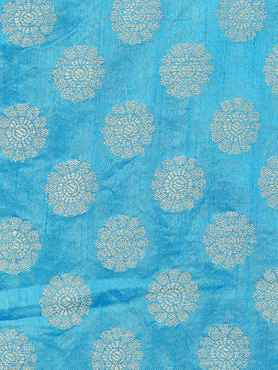 solid sky blue saree with blouse - 15818334 - Zoom Image - 4