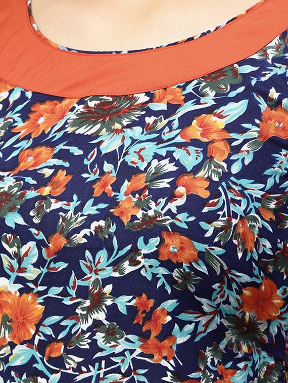 pocket patch floral blouson dress - 15818693 - Zoom Image - 4