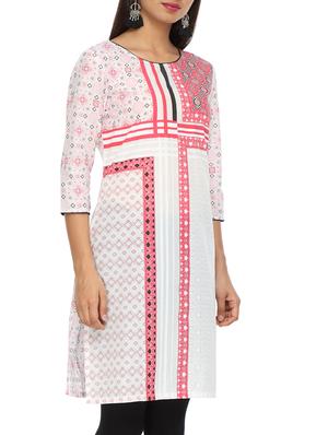printed straight kurta - 15821880 - Standard Image - 2