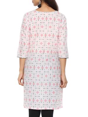 printed straight kurta - 15821880 - Standard Image - 3