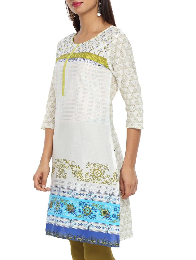 printed straight kurta - 15821883 - Zoom Image - 2