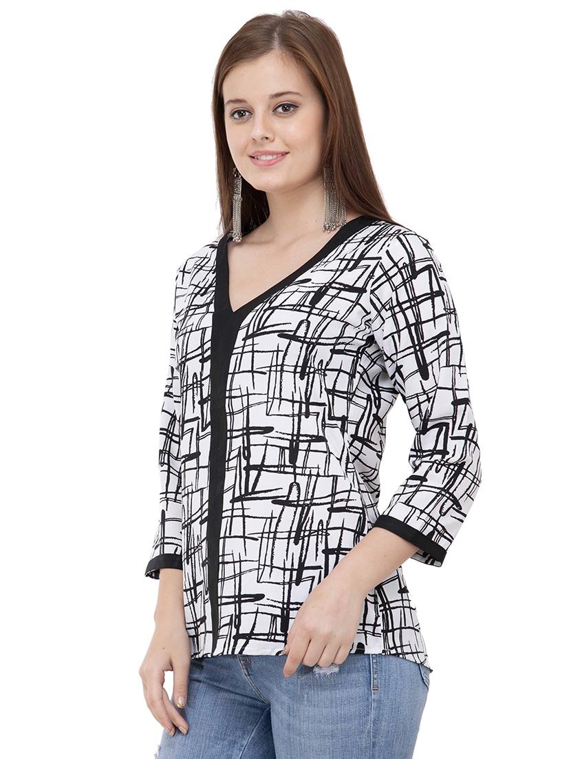 abstract print v-neck top - 15822162 - Zoom Image - 2