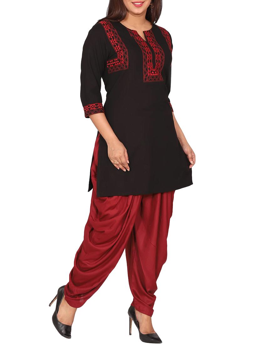 embroidered straight kurti - 15833143 - Zoom Image - 1
