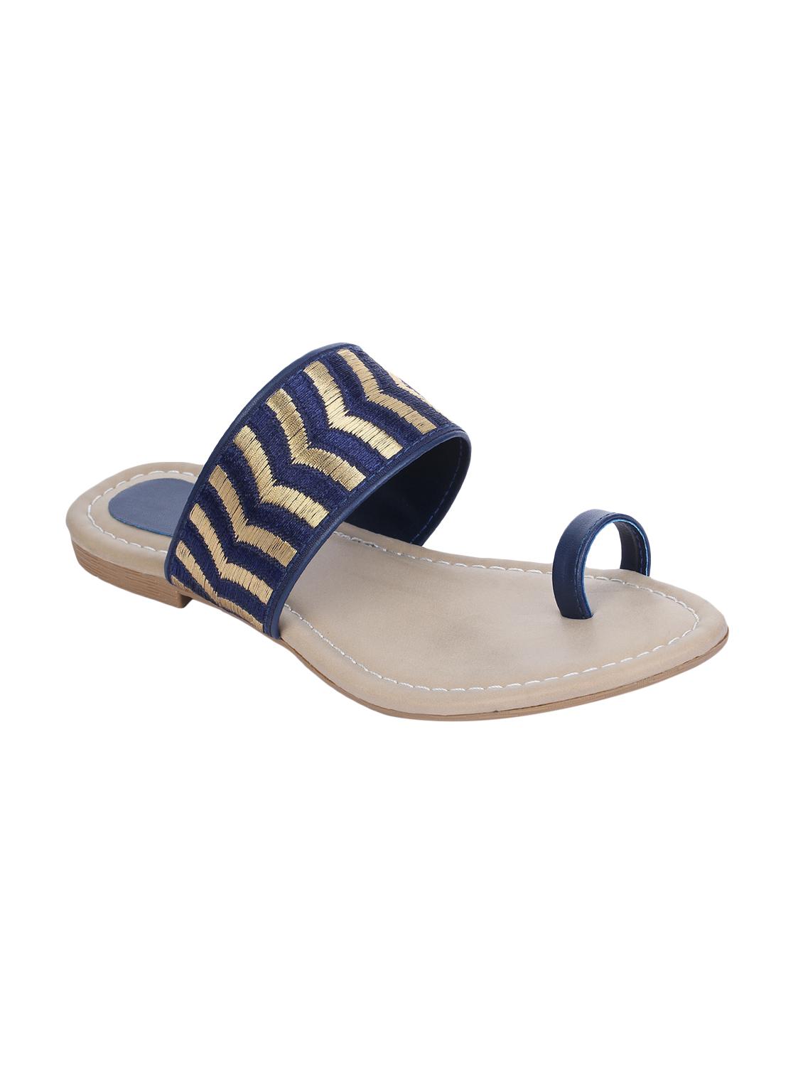 blue one toe sandals - 15847344 - Zoom Image - 1