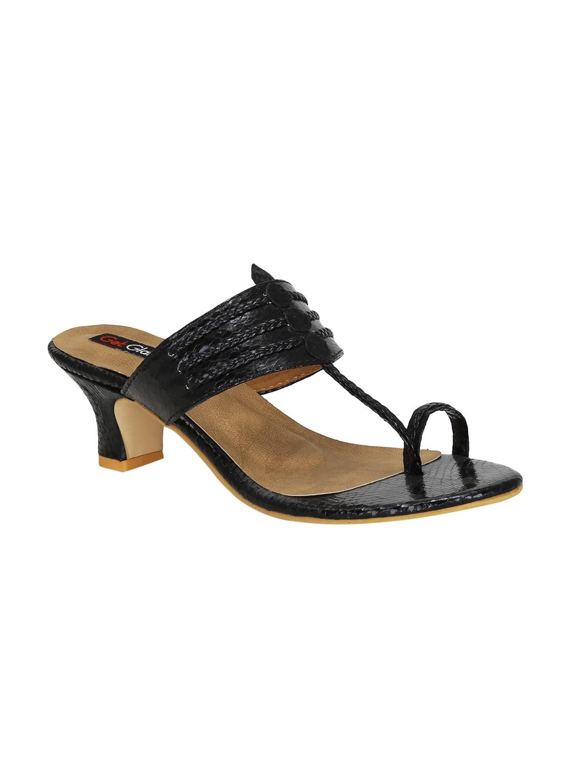 black one toe sandals - 15850932 - Zoom Image - 1