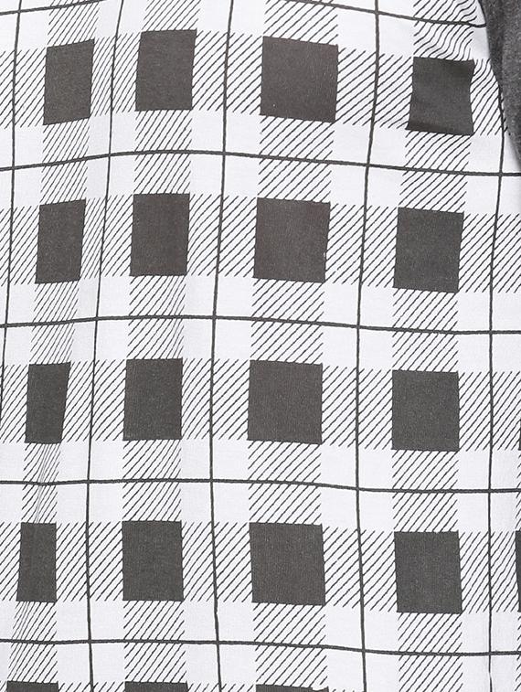 grey checkered tshirt - 15854397 - Zoom Image - 4