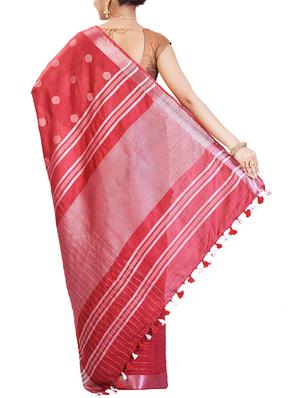 striped coral red linen woven saree with blouse - 15855806 - Standard Image - 2