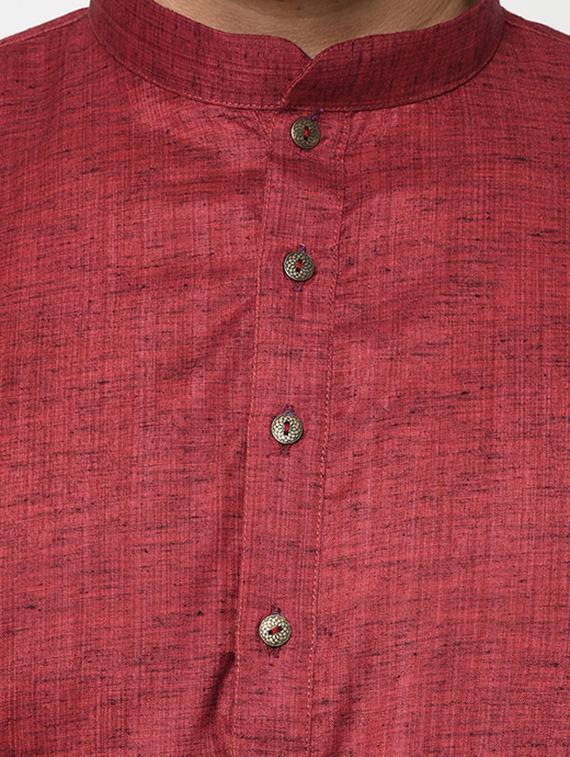 red solid long kurta - 15856458 - Zoom Image - 4
