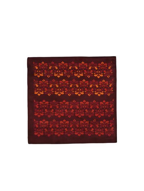 maroon silk pocketsquare - 15857032 - Standard Image - 1