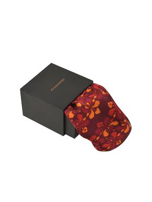 maroon silk pocketsquare - 15857032 - Standard Image - 2